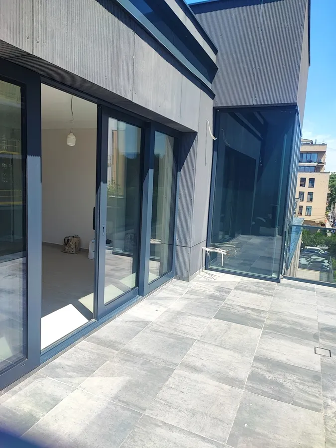 Spatii comerciale