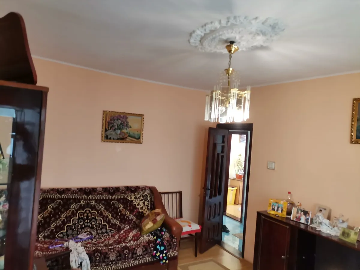 3 camere